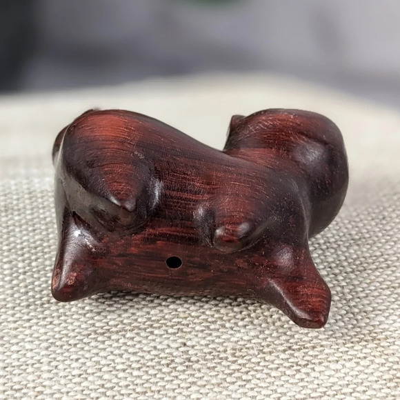 Wooden hand carved cat statue figurine kitty rose wood color, tail up prancing - Picture 6 of 12